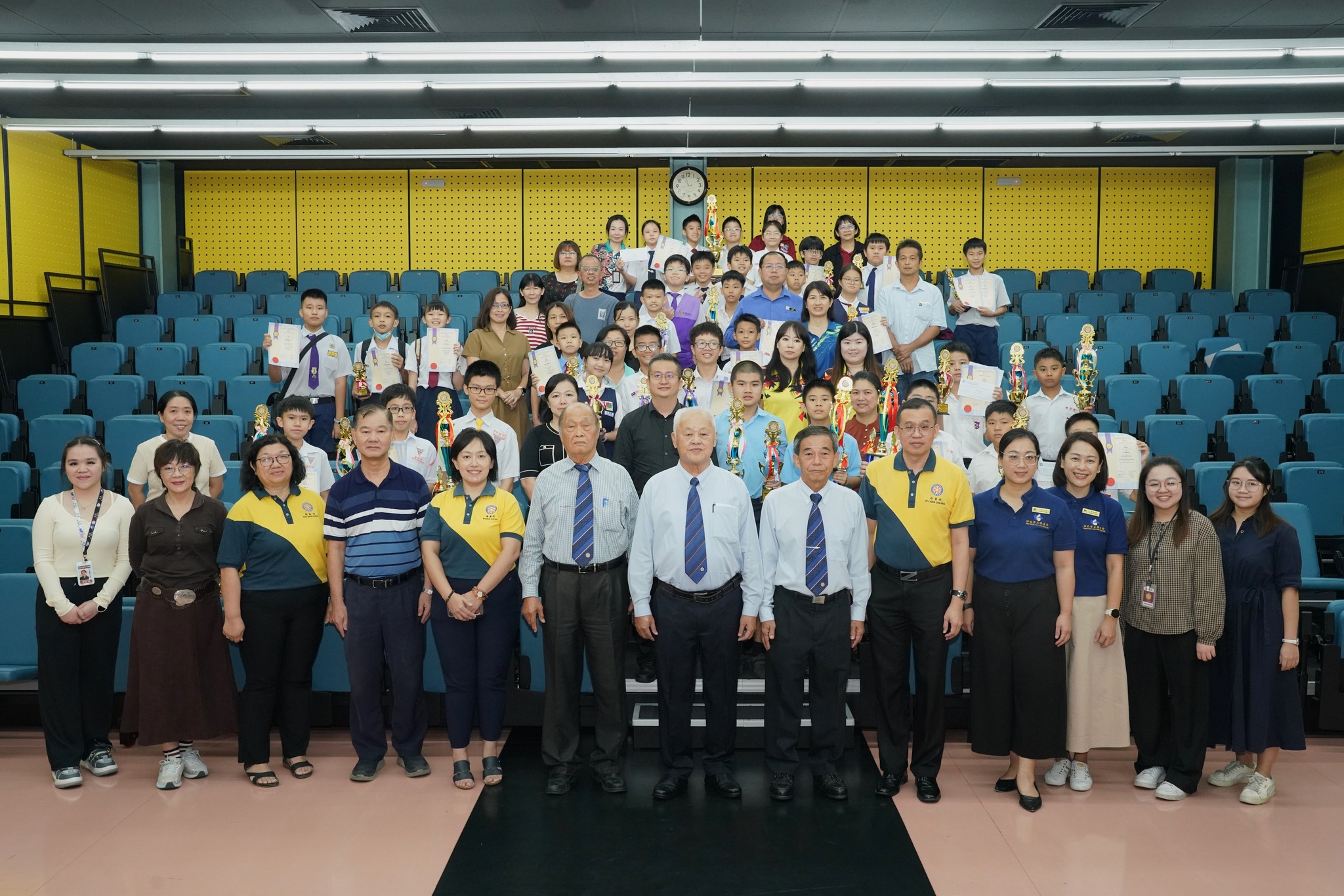 2025年第十九届华小华罗庚数学比赛颁奖典礼圆满举行