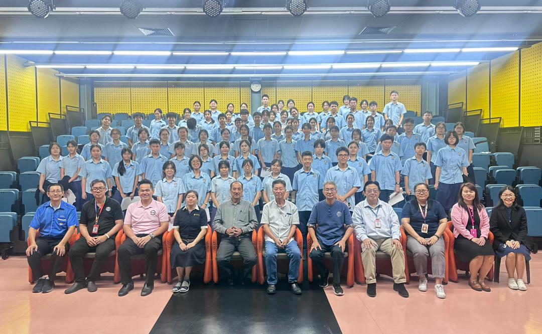 “月满诗心”对联创作讲座圆满举行